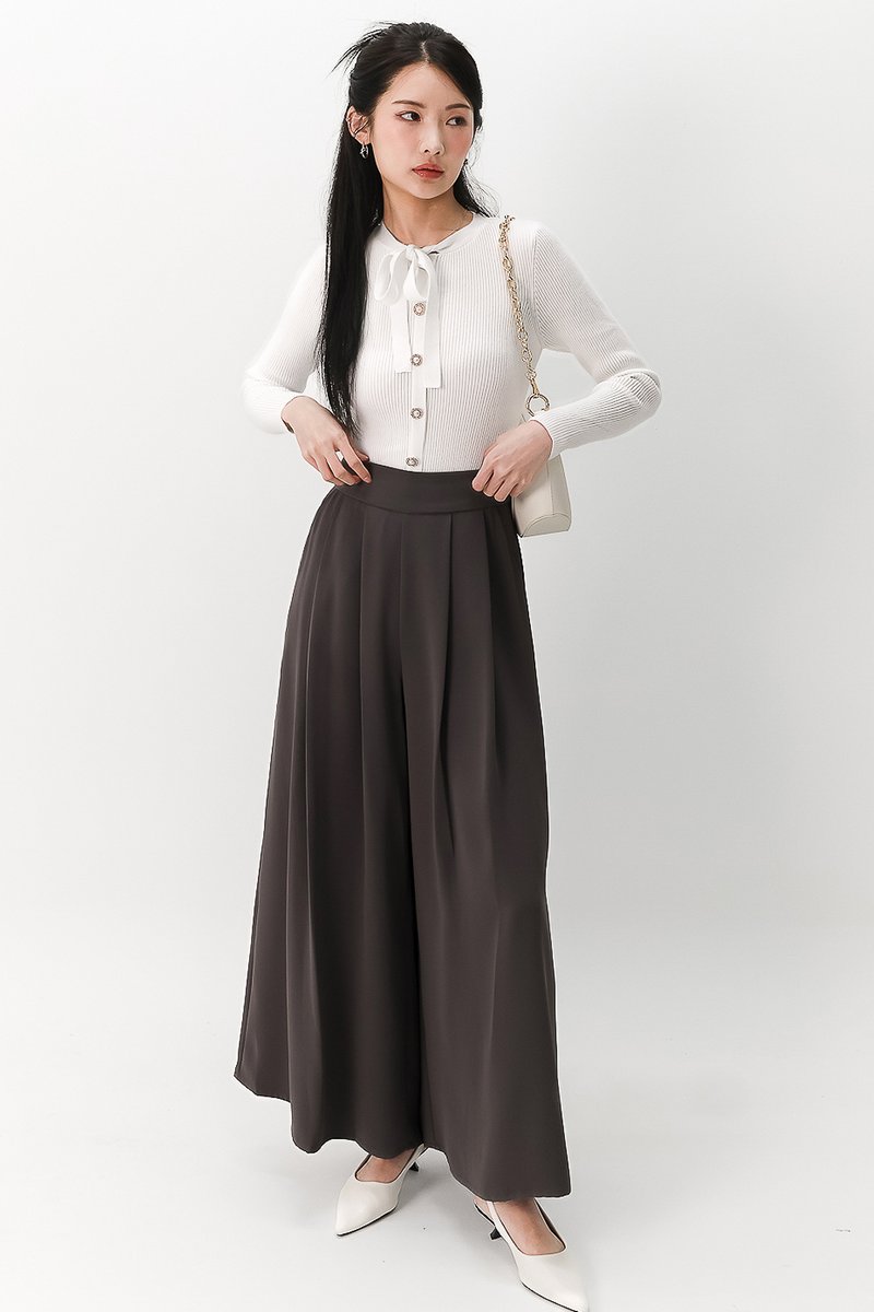 DEFECT | Terra Tie Ribbon Knit Long Sleeve Top in White in XL