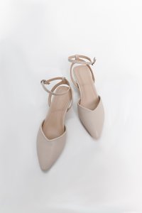 Payton Pointed Heels in Nude Payton Pointed Heels in Nude
