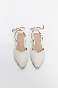 Payton Pointed Heels in Cream White
