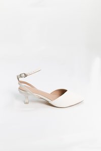 Payton Pointed Heels in Cream White