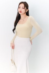 Leria Low Back Sleeve Top in Pale Yellow