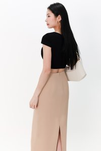 DEFECT | Seidra Sweetheart Sleeve Cropped Top in in Black in XXS