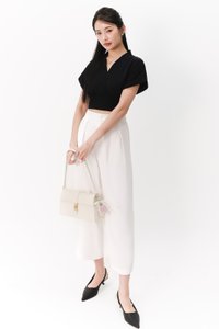 Sandy Sleeved Top in Black