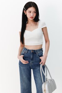 Seidra Sweetheart Sleeve Cropped Top in White