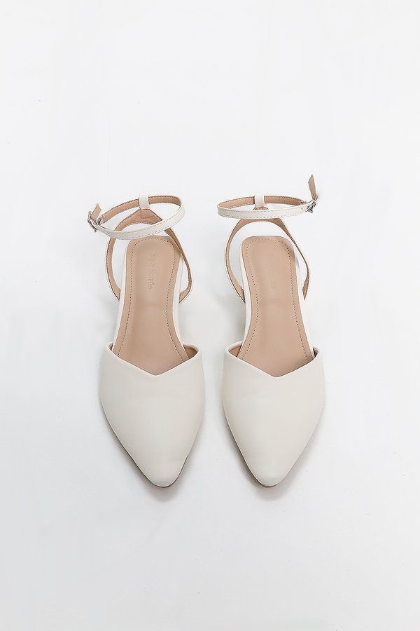 Payton Pointed Heels in Cream White