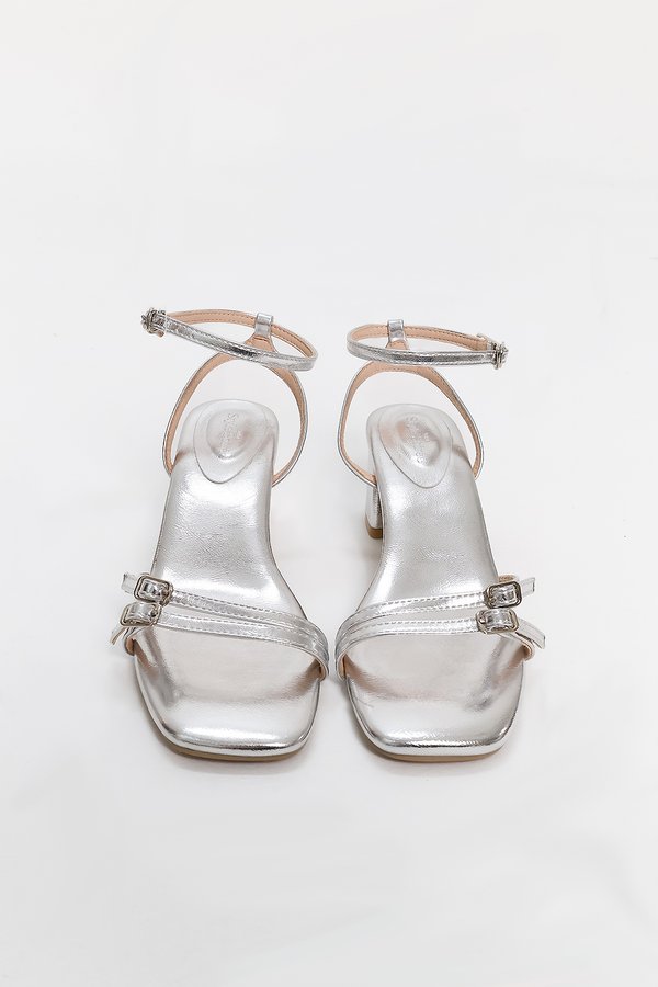 Brooklyn Buckle Strappy Block Heels in Silver