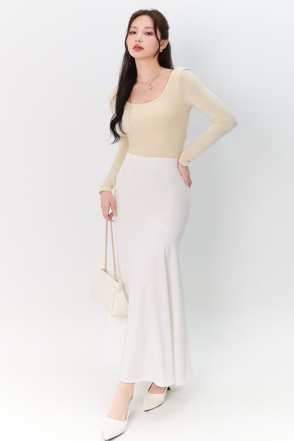 DEFECT | Leria Low Back Sleeve Top in Pale Yellow in S