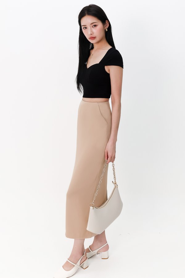DEFECT | Seidra Sweetheart Sleeve Cropped Top in in Black in XXS