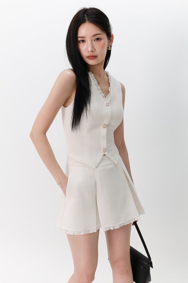 DEFECT | Tennie Tweed Co-ord Mid Waisted Skorts in White in L