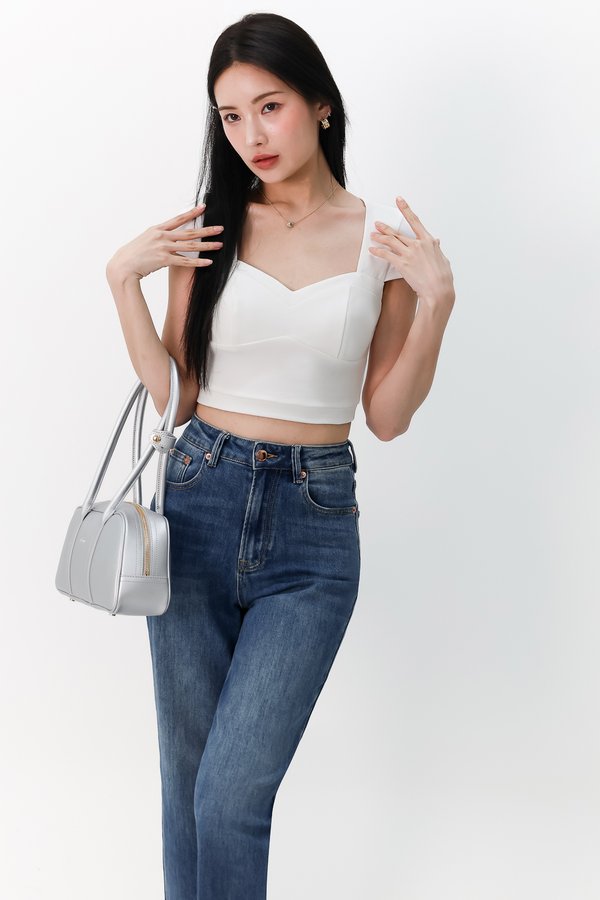 Seidra Sweetheart Sleeve Cropped Top in White