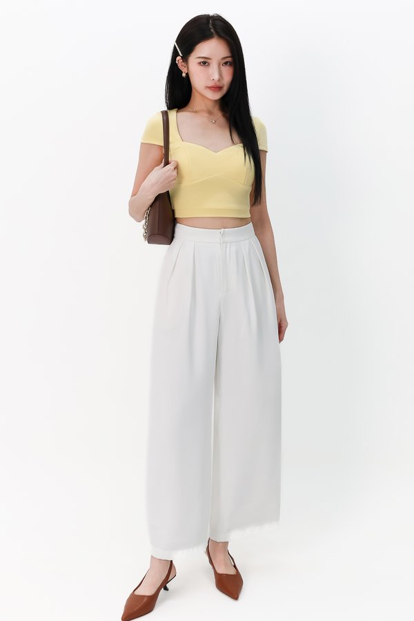 Seidra Sweetheart Sleeve Cropped Top in Yellow