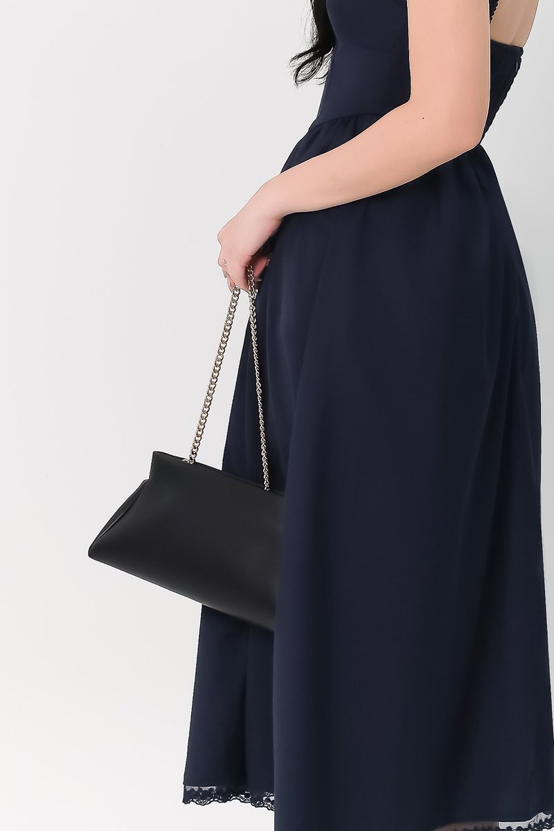 Calyn Chain Shoulder Bag in Black Calyn Chain Shoulder Bag in Black
