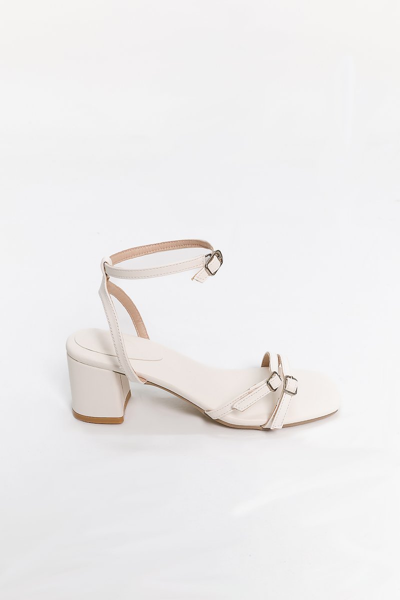 DEFECT | Brooklyn Buckle Strappy Block Heels in Cream White in 35