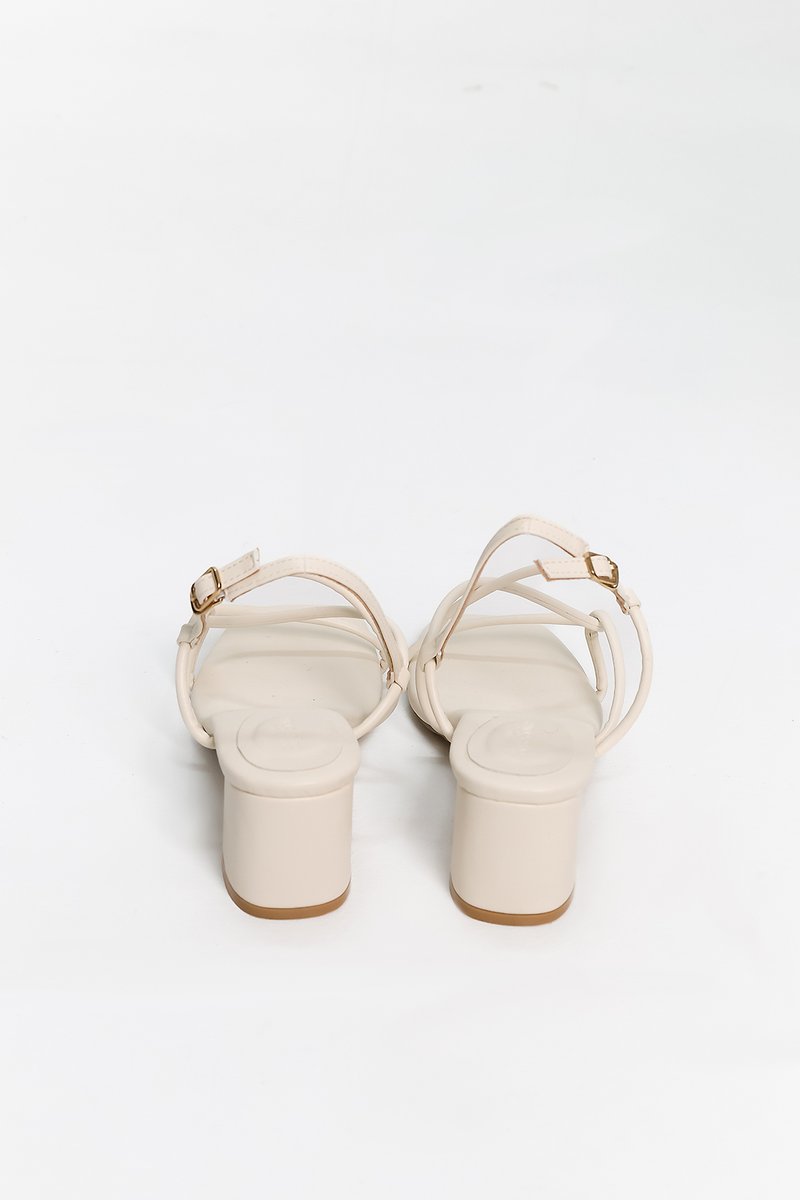 DEFECT | Reyanne Rope Strap Slingback Block Heels in Cream White in Size 36 DEFECT | Reyanne Rope Strap Slingback Block Heels in Cream White in Size 36