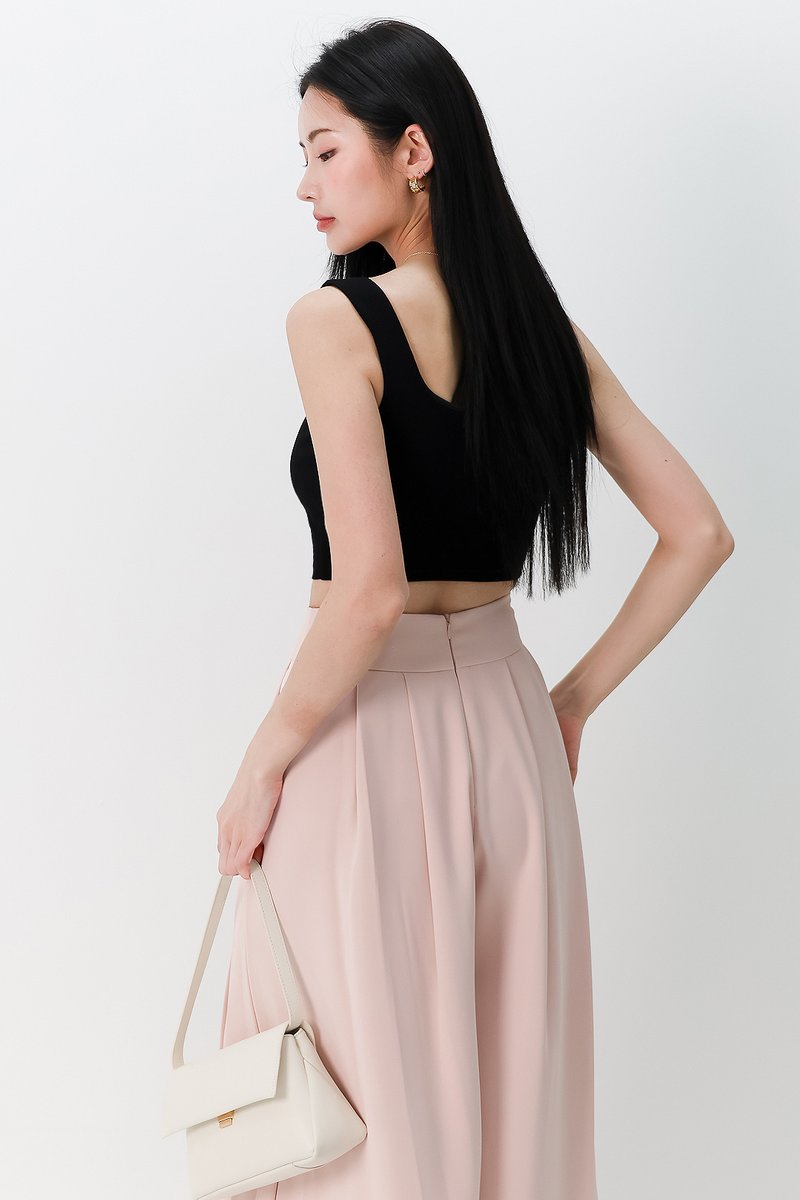 Carrie Cropped Tank Top in Black Carrie Cropped Tank Top in Black