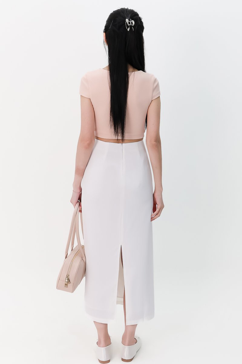 DEFECT | Meline Midi Skirt in White in XS