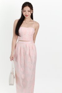 Evelyn Embossed Floral Top in Light Pink