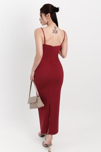 DEFECT | Peonies Padded Ruched Midaxi in Dark Red in L