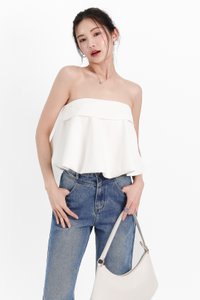 Dahlia Denim Jeans in Mid Wash ( Regular Length ) Dahlia Denim Jeans in Mid Wash ( Regular Length )