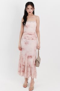 Willow Watercolour Floral Mesh Midaxi in Pink Florals ( Regular Length ) Willow Watercolour Floral Mesh Midaxi in Pink Florals ( Regular Length )