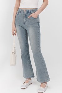 RESTOCKS | Fae Fit &amp; Flare Denim Jeans in Light Wash