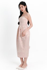 Jess Jacquard Midaxi Dress in Pastel Pink x Light Gold Jess Jacquard Midaxi Dress in Pastel Pink x Light Gold