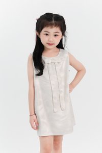 Girl Jacquard Ribbon Dress in White x Cream