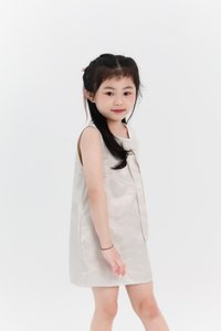 Girl Jacquard Ribbon Dress in White x Cream