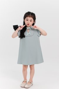 Girl Puffy Sleeve Ribbon Dress in Seafoam Jade Girl Puffy Sleeve Ribbon Dress in Seafoam Jade