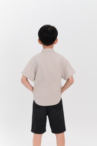 DEFECT | Boy Mandarin Collar Shirt in Nude Grey in 2Y DEFECT | Boy Mandarin Collar Shirt in Nude Grey in 2Y