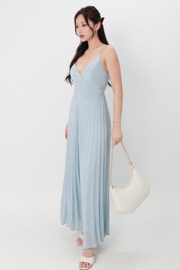 DEFECT | Paitlyn Pleated Jumpsuit in Tiffany Blue in