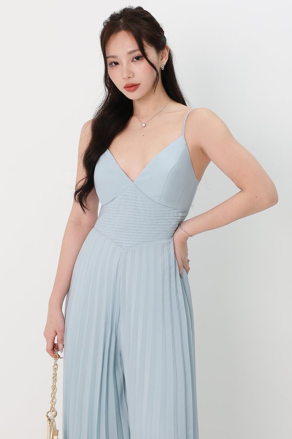 DEFECT | Paitlyn Pleated Jumpsuit in Tiffany Blue in