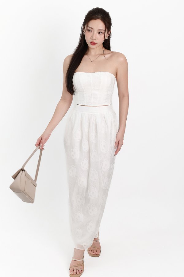 Evelyn Embossed Floral Skirt in White