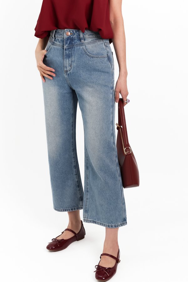 Dahlia Denim Jeans in Light Wash ( Petite Length )