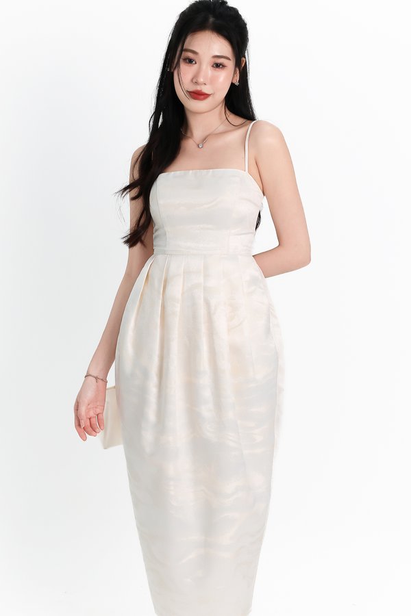 Jess Jacquard Midaxi Dress in White x Cream