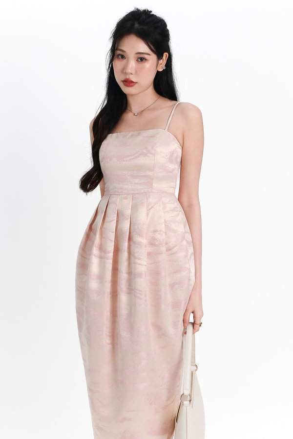 Jess Jacquard Midaxi Dress in Pastel Pink x Light Gold