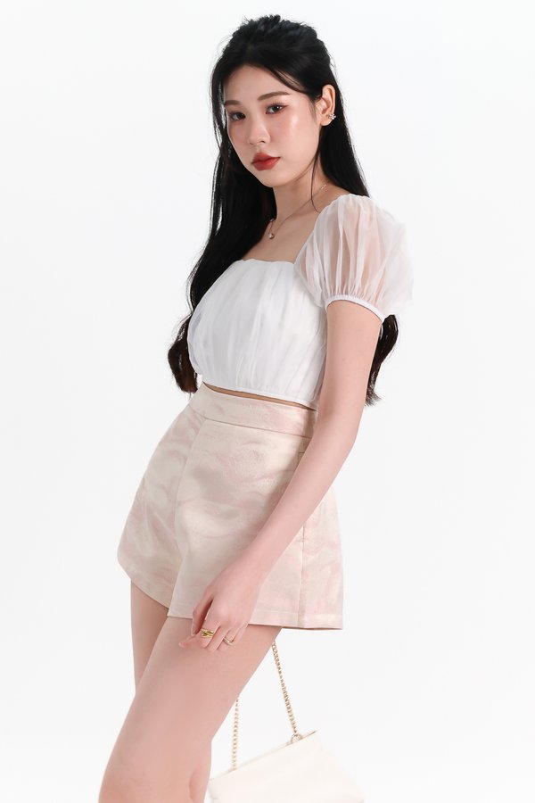 DEFECT | Hellie Highwaist Jacquard Shorts in Pastel Pink x Light Gold in XXS
