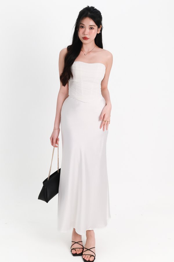 DEFECT | Chelsea Co-ord Satin Skirt in White ( Regular Length ) in XL