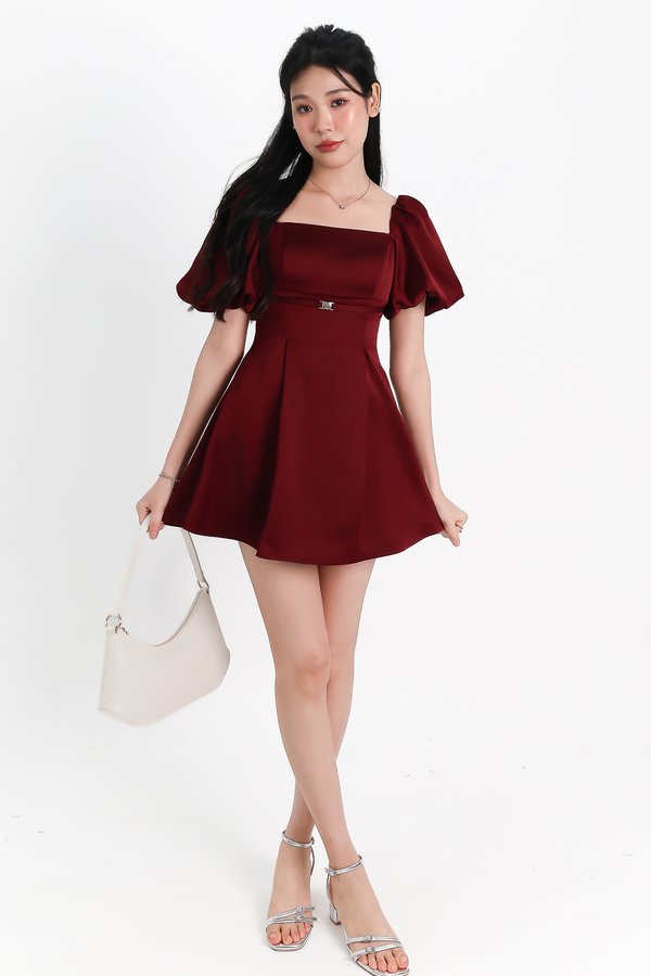 PREORDER | Peycie Puffy Sleeve Romper Dress in Maroon