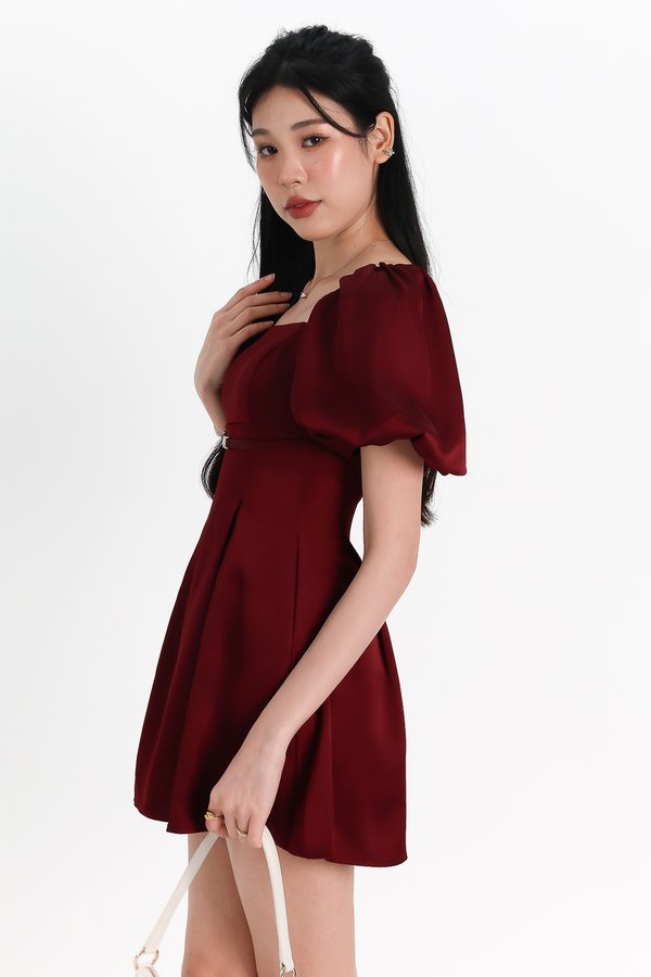 DEFECT | Peycie Puffy Sleeve Romper Dress in Maroon in XS