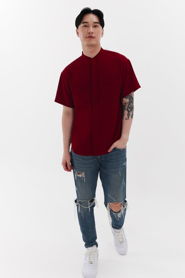 Men Mandarin Collar Shirt in Maroon