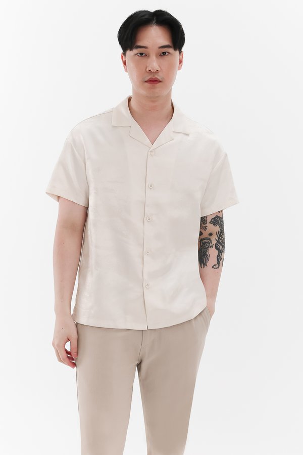 Men Jacquard Boxy Shirt in White x Cream