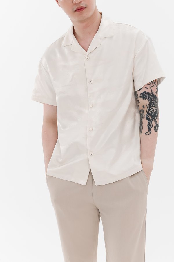 Men Jacquard Boxy Shirt in White x Cream