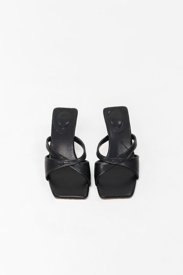 Saydie Slip On Heels in Black