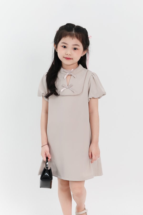 Girl Puffy Sleeve Ribbon Dress in Nude Grey