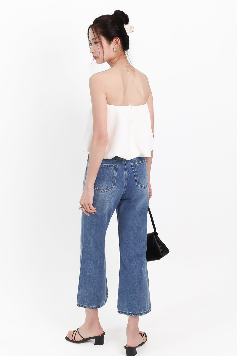 Dahlia Denim Jeans in Mid Wash ( Petite Length ) Dahlia Denim Jeans in Mid Wash ( Petite Length )