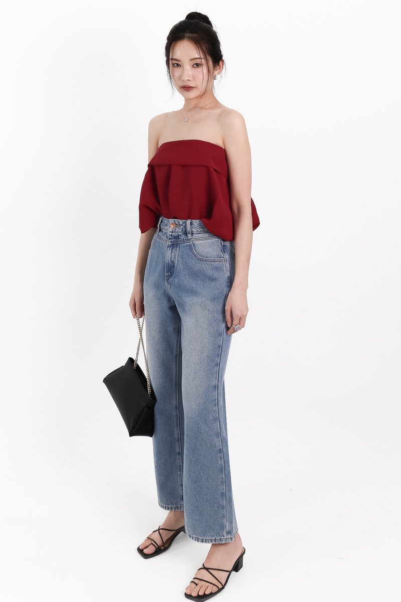 Dahlia Denim Jeans in Light Wash ( Regular Length ) Dahlia Denim Jeans in Light Wash ( Regular Length )