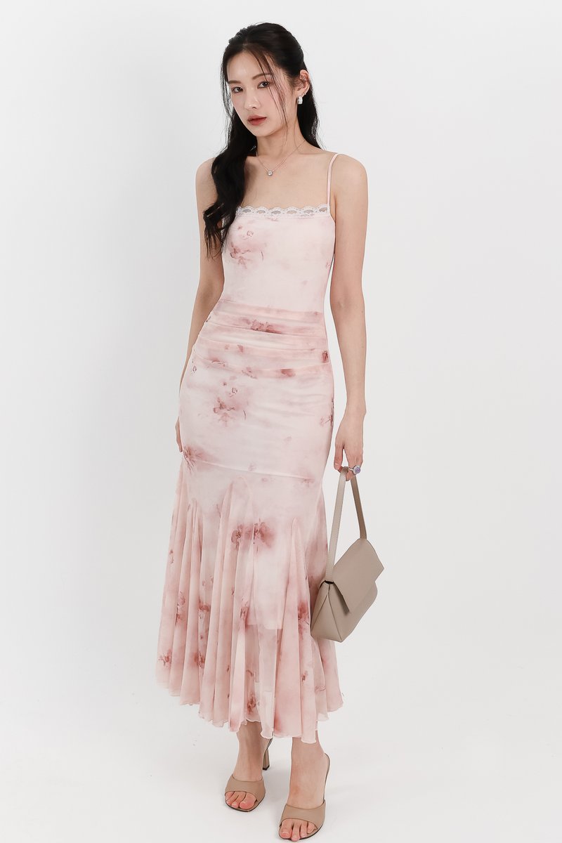 Willow Watercolour Floral Mesh Midaxi in Pink Florals ( Regular Length ) Willow Watercolour Floral Mesh Midaxi in Pink Florals ( Regular Length )