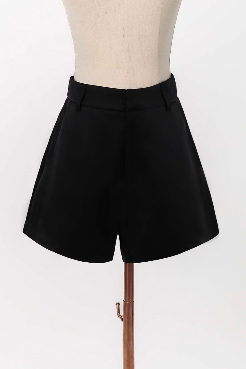 Colene Co-ord Flare Shorts in Black Colene Co-ord Flare Shorts in Black