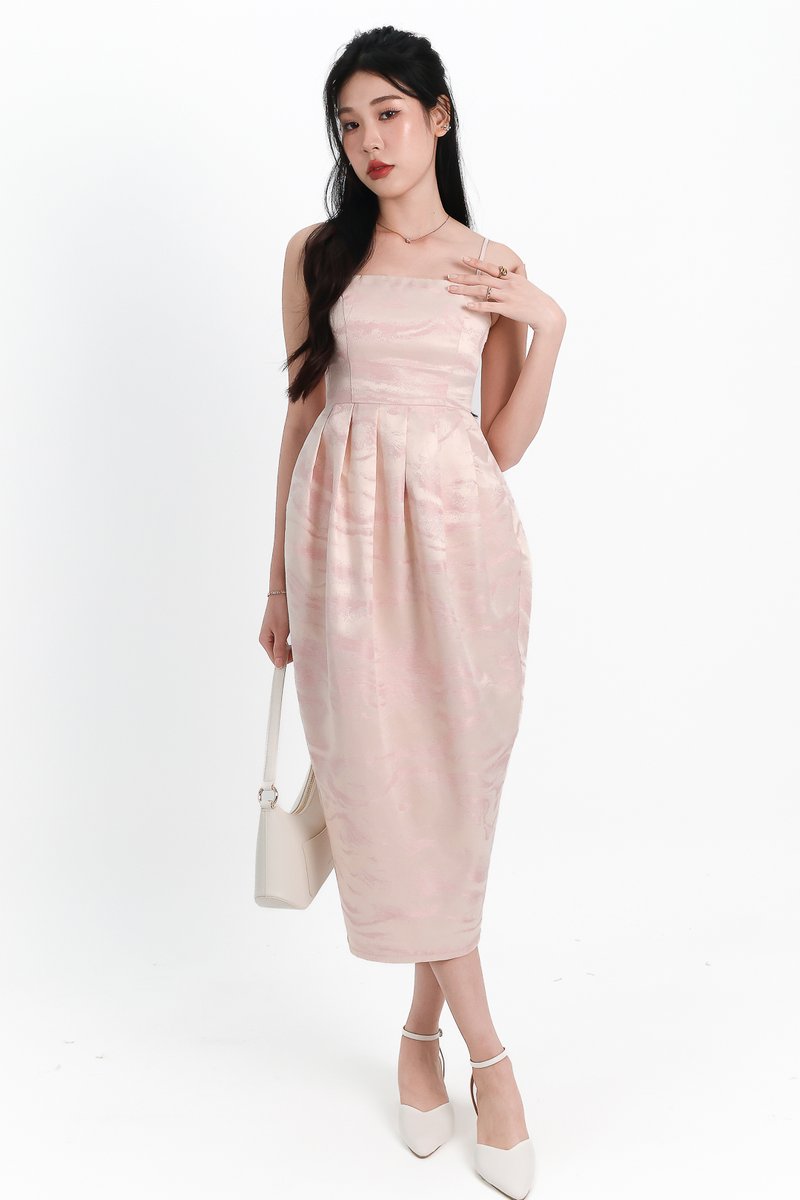 Jess Jacquard Midaxi Dress in Pastel Pink x Light Gold Jess Jacquard Midaxi Dress in Pastel Pink x Light Gold